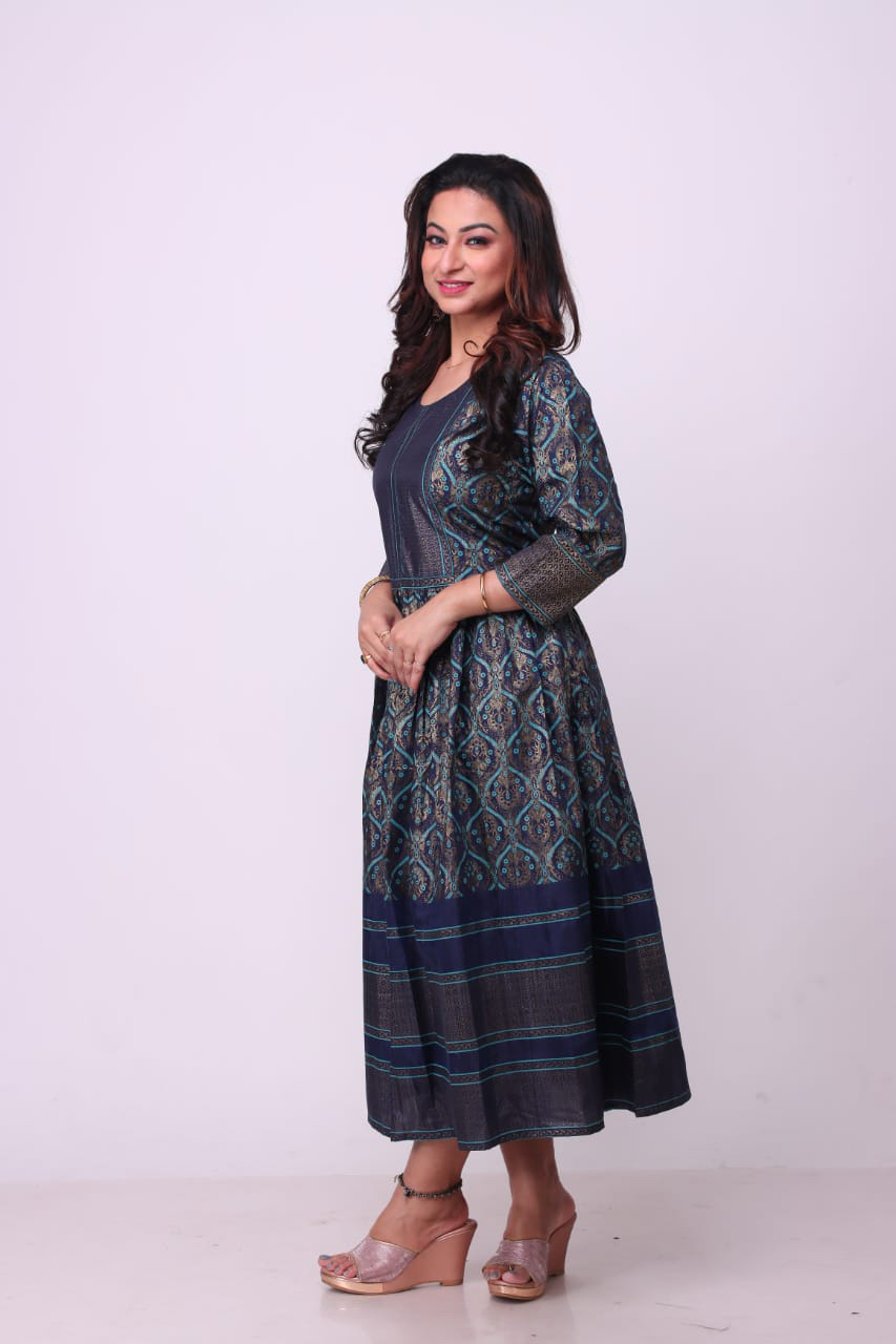 Selfie silk partycum indiwestern kurti